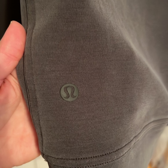 Lululemon crew next MICRO soft size 10 - Picture 4 of 6